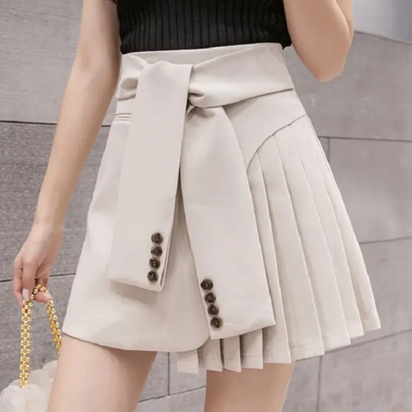 Adorable Pleated Skorts Skirt Shorts Size XS - Picture 12 of 13